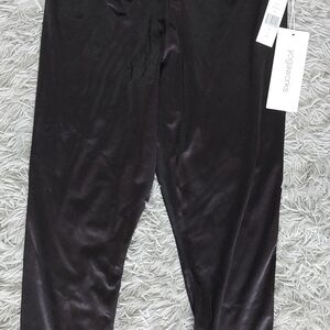 Yogaworks Black Yoga Pants Women's Size XL NWT